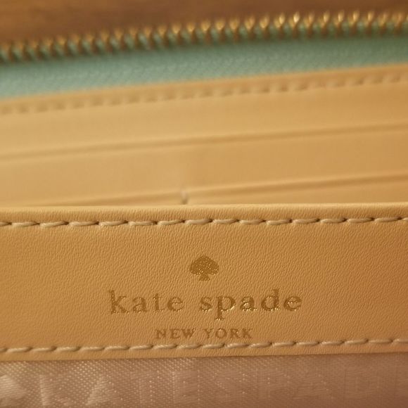 ⭐️ Kate Spade Wellesley Neda Zip Around Wallet in Mint - Picture 8 of 9